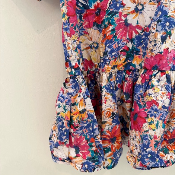 Zara Floral Ruffle Top - Picture 2 of 3